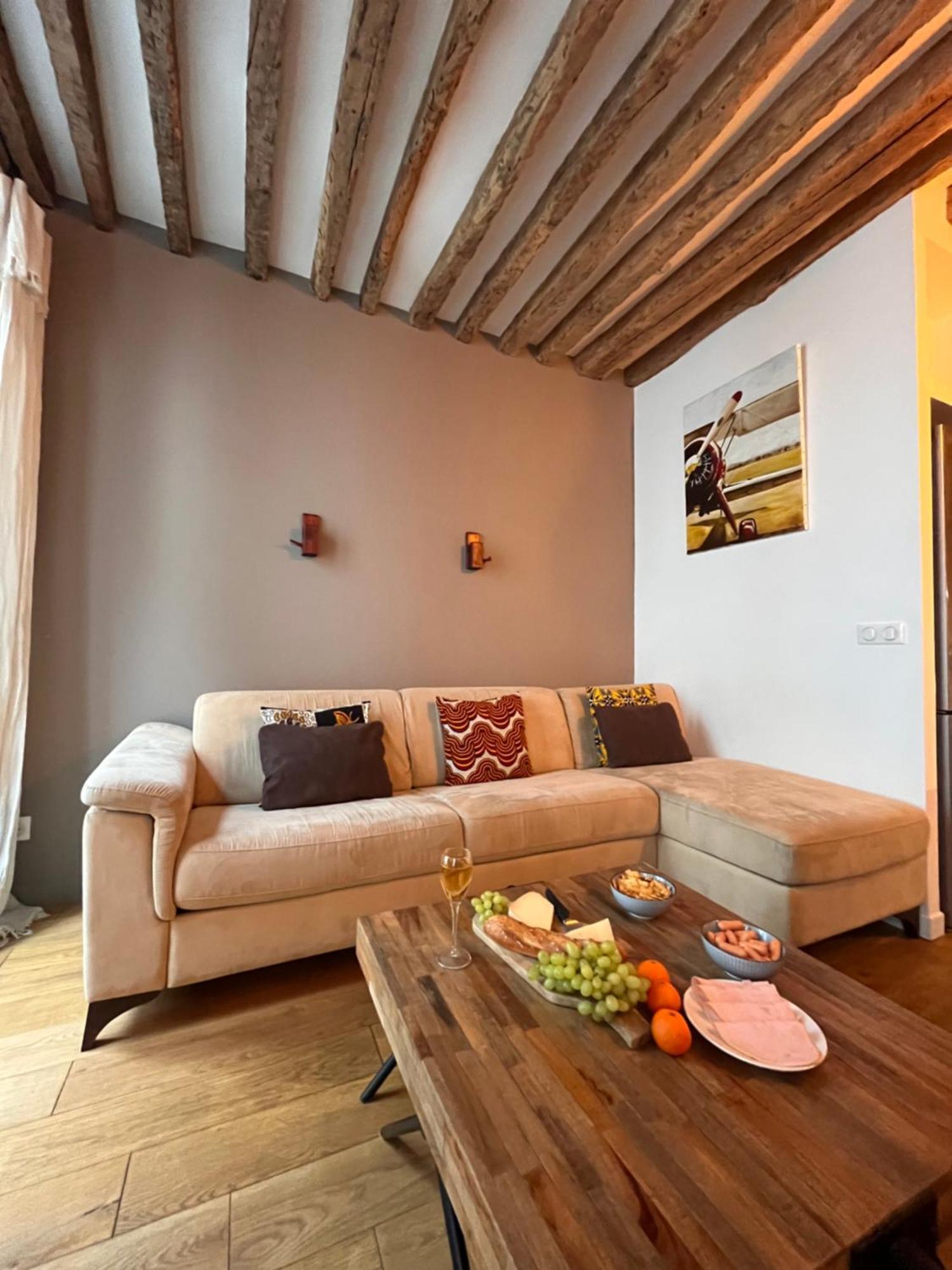 A Saint-paul En Plein Coeur Du Marais 4 Pers Appartamento