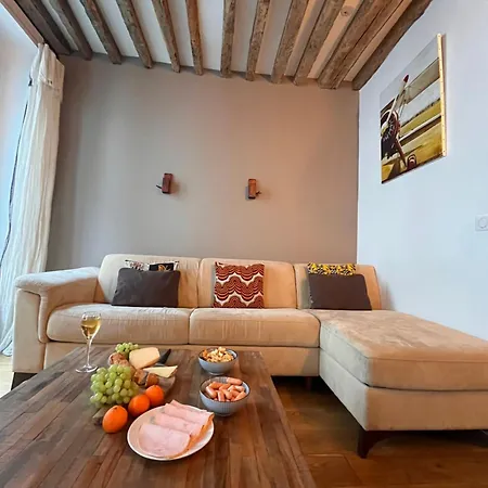 A Saint-paul En Plein Coeur Du Marais 4 Pers Apartment *